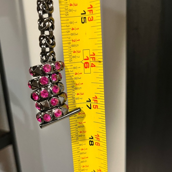 Chunky dark grey necklace with deep pink rhinestones from Givenchy - Picture 8 of 8